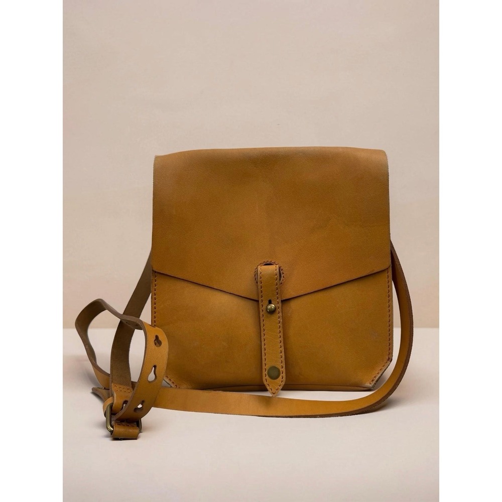 Madewell Leather‎ Crossbody Bag Tan Camel Minimalist Adjustable Strap
